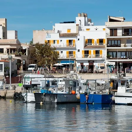 Konukevi Hostal Cala Ratjada